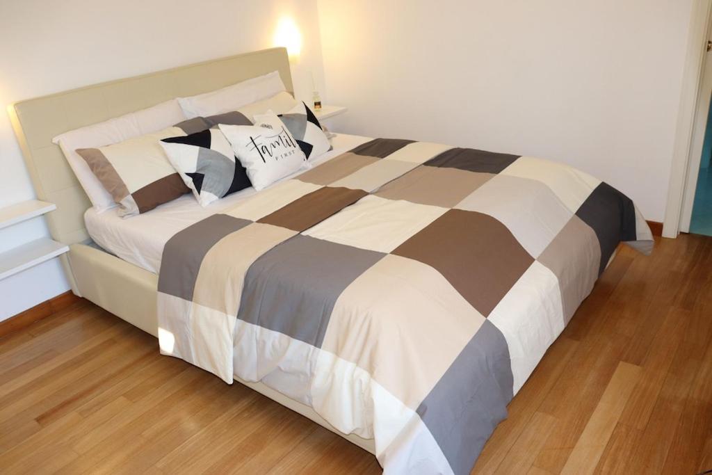 Appartement Dans Un Terrain De Golf, 5 Min De La Mer En Voiture, Parking Gratuit โกโกเลโต ภายนอก รูปภาพ